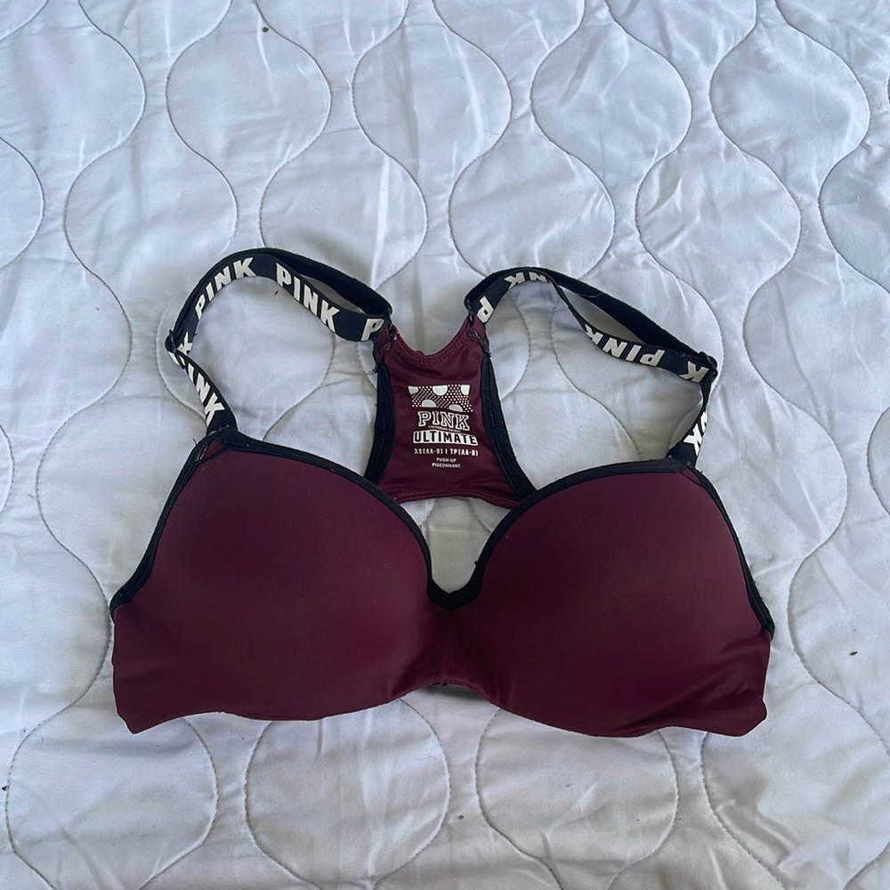 Push-up sports bra